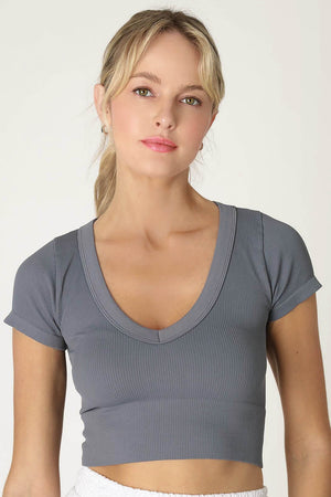 Isabella Seamless V-Neck Crop Tee