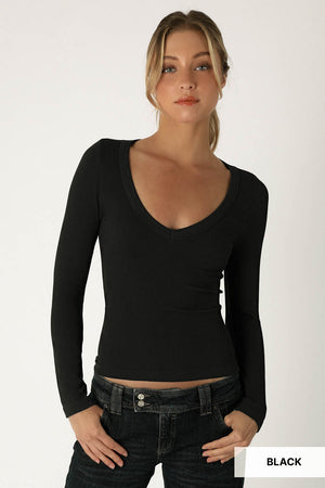 Mila V-Neck Seamless Long Sleeve Top